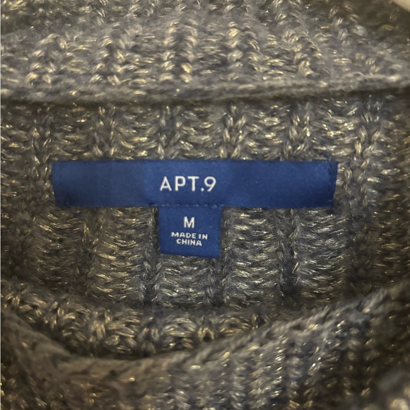 Blue and gold sweater - Picture 3 of 5